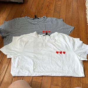 Banana republic tee with heart logo